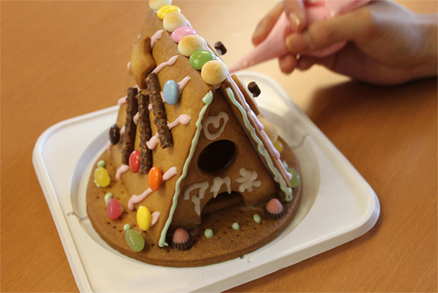 お菓子の家