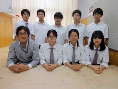 新山浩+神戸市立科学技術高校