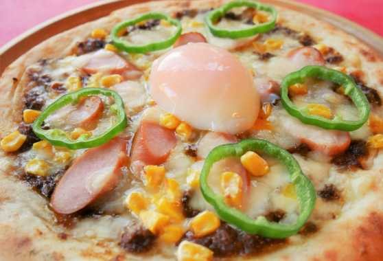 キーマカレーピザ