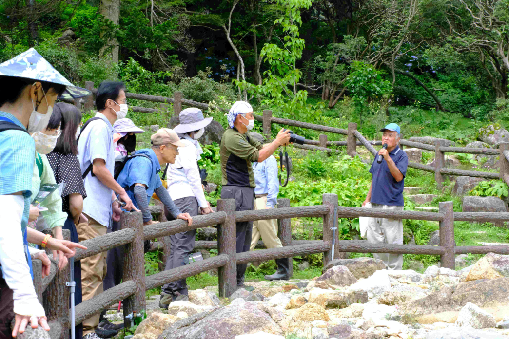 Plant hunter special lecture scenery