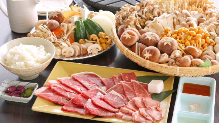 秋秋の味覚!いろいろキノコとジンギスカン食べ放題コース料理写真